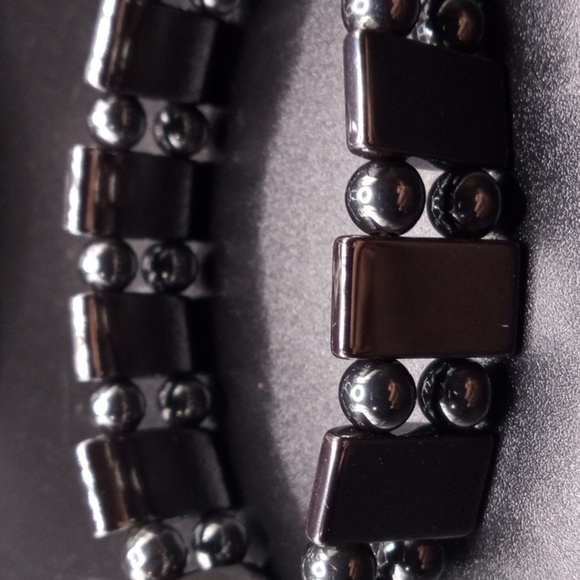 16 INCH HEMATITE BEADED NECKLACE - Picture 6 of 8